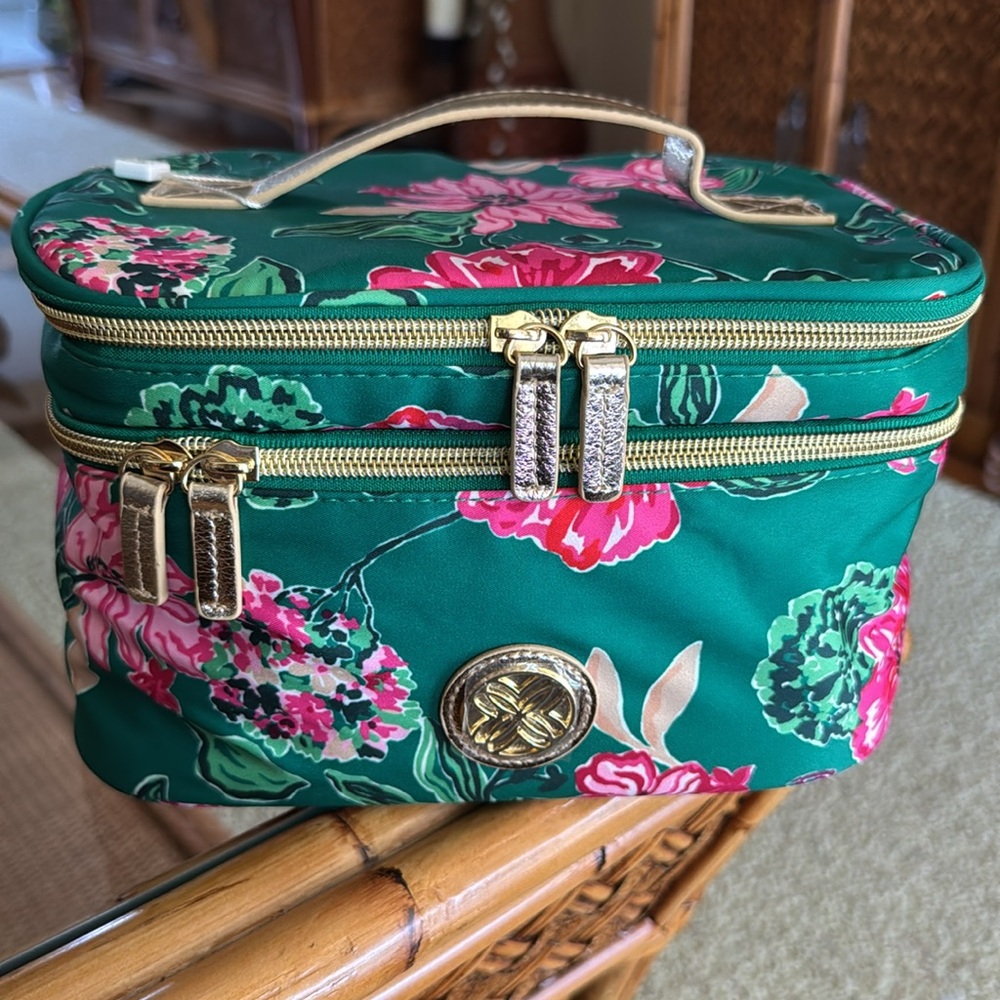 Lilly Pulitzer Devona  cosmetic case
